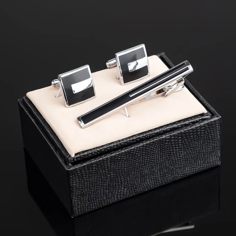 Popular Selling Wholesale Classic Men's Black Square Enamel Cufflink & Tie Clip Set SC5031